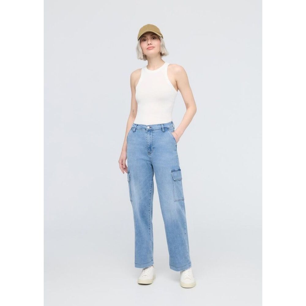 DU/ER Performance Denim Lite High Rise Cargo in Pacific Size 27x31